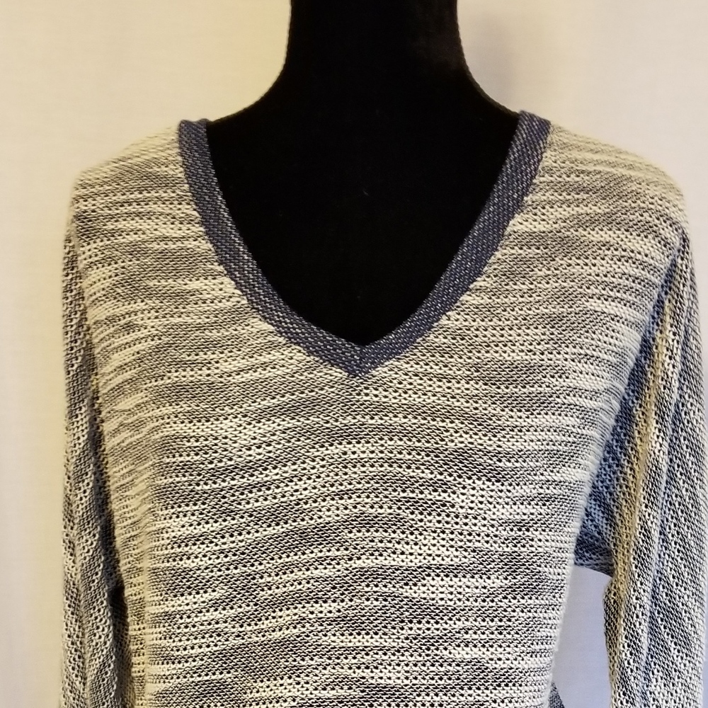 Oh Baby! Maternity sweater--Lightweight Size XL